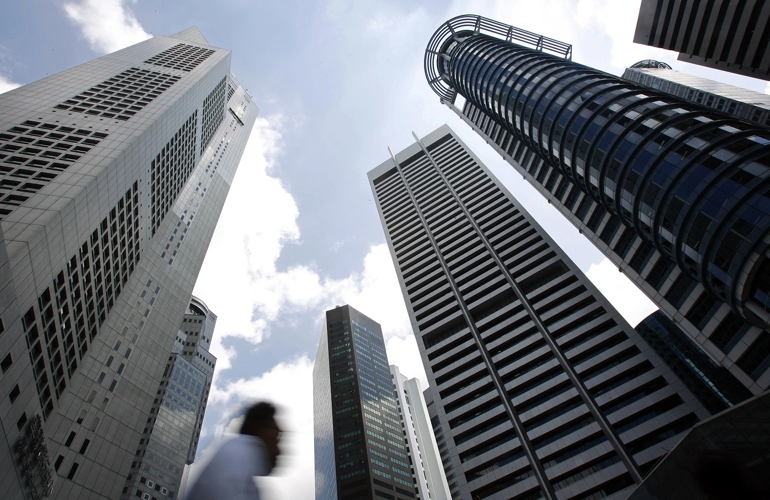 Homepage 2 2007 02 14T000000Z 300906943 GM1DUPLPOQAA RTRMADP 3 SINGAPORE ECONOMY 1